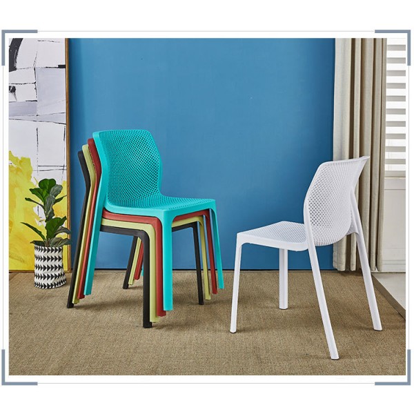 北歐現代簡約塑料椅口PP塑膠材質設計師休閒靠背椅