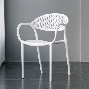 北歐塑料餐椅家用戶外可疊放休閒餐桌椅子經濟型帶扶手網紅靠背椅