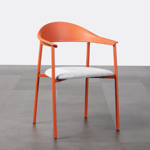 現代簡約布墊休閒椅