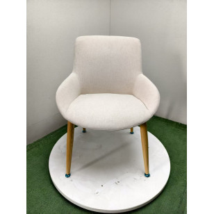 北歐風軟墊木製腳休閒椅